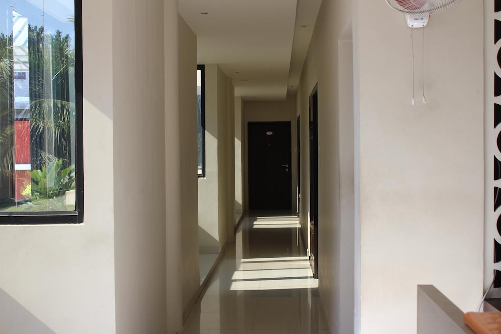 Dibrugarh Club House Hotel Exterior photo