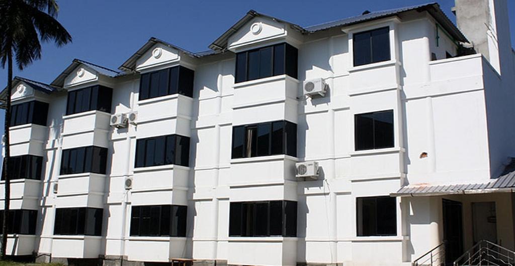 Dibrugarh Club House Hotel Exterior photo